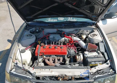 1995 Toyota Corolla Le/Dx z USA, uszkodzony, nr VIN 2T1AE09B4SC129989